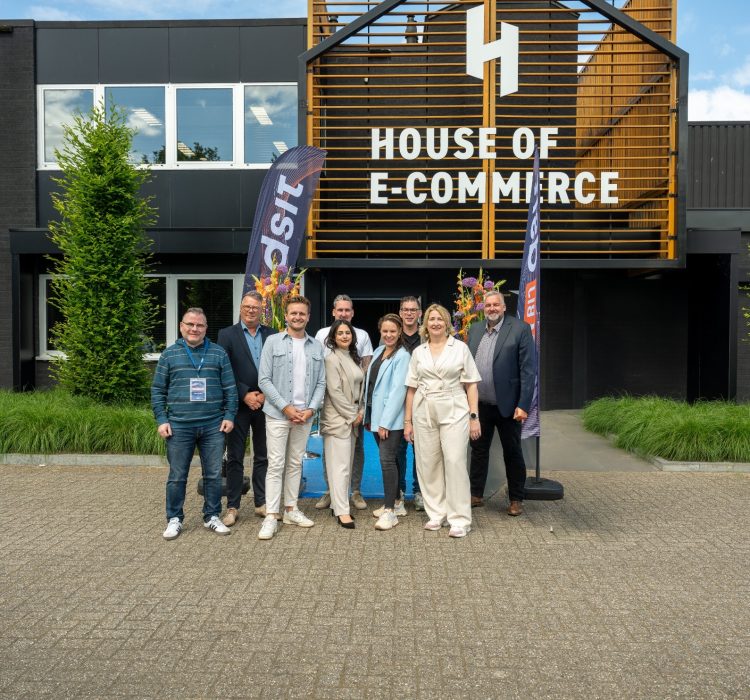 <h1>DSIT <u>partner program</u></h1>