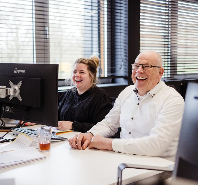 <h1>Will you be our <u>new</u> colleague?</h1>