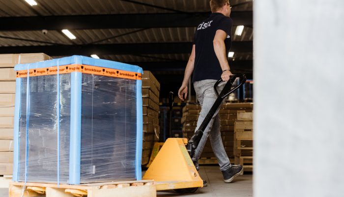 <h2>Dropshipment to your end customer</h2>